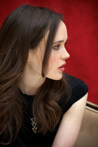  Ellen Page || "Inception" Press Conference 2010