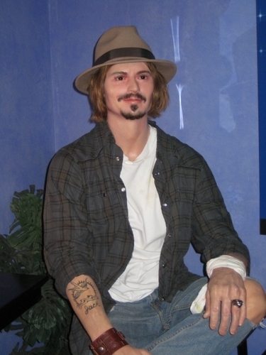  Johnny Depp Wax Statue