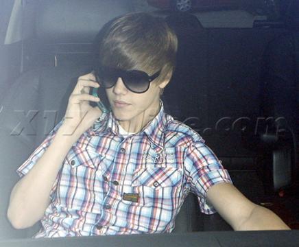  Justin takes a call
