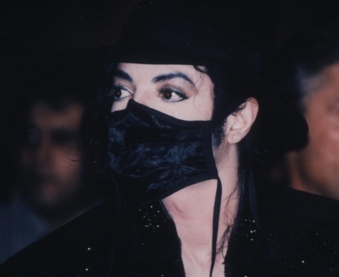 THE BLACK, SILKY MASK