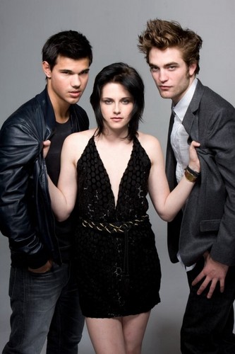 Taylor Lautner, Kristen Stewart And Robert Pattinson Entertainment Weekly HQ Outtake (2009)