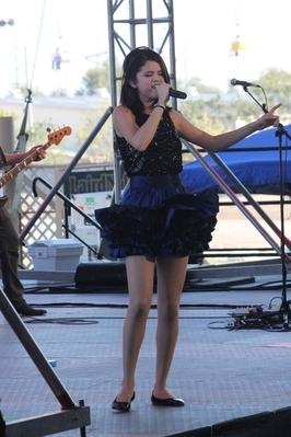  Performing in Hutchinson, Kansas
