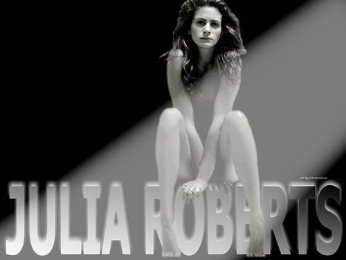  Julia Roberts nude in the spotlight