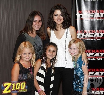  Z100 meet and greet and show, concerto