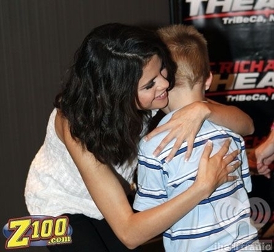  Z100 meet and greet and show, concerto