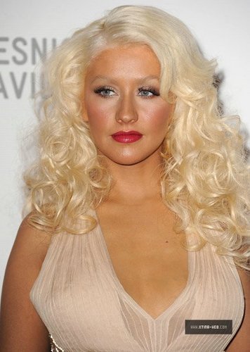  Christina Aguilera At LACMA “Unmasking”: The Lynda & Stewart Resnick Exhibition Gala photos