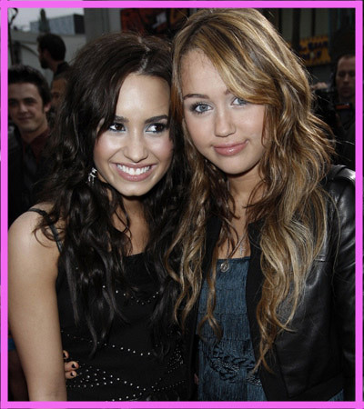  Demi and Miley