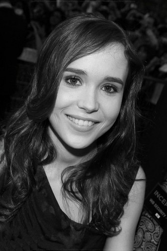 Ellen Page (Juno) - Ellen Page Photo (529018) - Fanpop