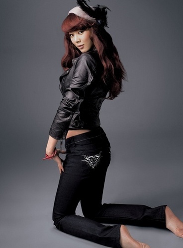 Hyuna for TBJ Jeans