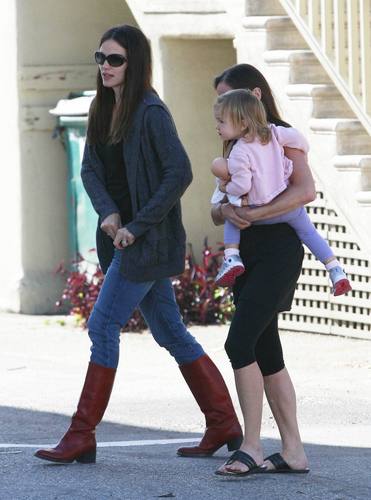  Jen & Seraphina out and about 9/24/10
