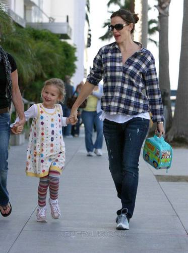  Jen & violet out and about 9/23/10