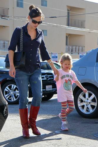  Jen & violet out and about 9/24/10