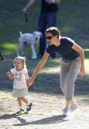 Jen out and about with her girls 9/25/10