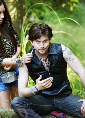  और Outtakes Of Jackson Rathbone From Troix Magazine!