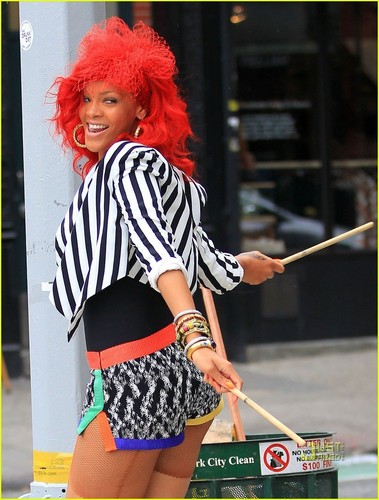 Rihanna on set "What's My Name" Music Video