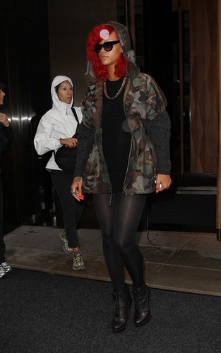  Rihanna out in NYC