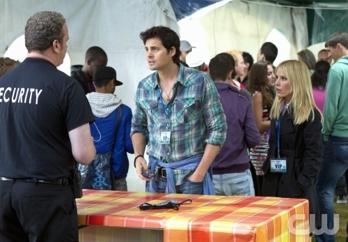  Life Unexpected - Episode 2.05 - Musica Faced - più Promotional foto