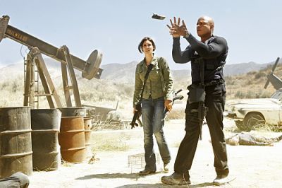 NCIS: Los Angeles - Episode 2.03 - Borderline - Promotional Photos 
