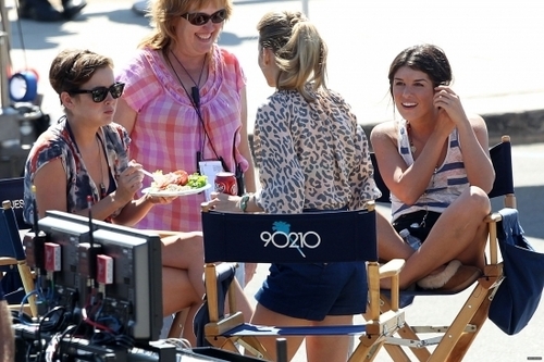  On The Set of 90210 Season 3 > 2010-10-01