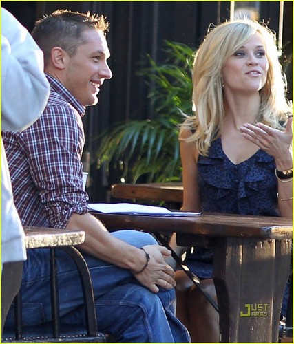  Reese Witherspoon: 'War' datum with Tom Hardy!