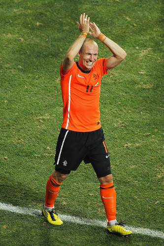  Robben playing for national team