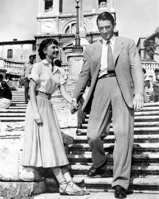  Audrey Hepburn & Gregory Peck in "Roman Holiday"