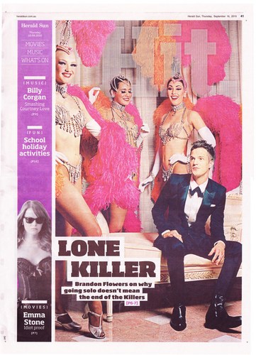  Brandon Flowers on the cover of Hit entertainment newspaper [16-9-10]