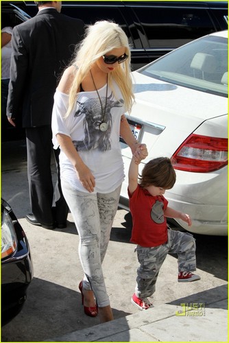  Christina & Max out in Hollywood