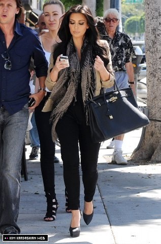  Kim with Jonathan Cheban out and about in Los Angeles 9/29/10
