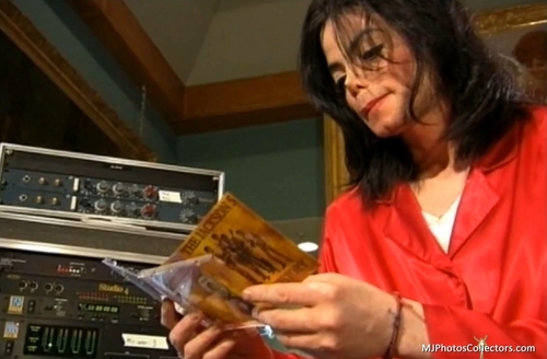  Living With Michael Jackson...love anda my malaikat +.+