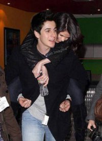  David and Selena cute!