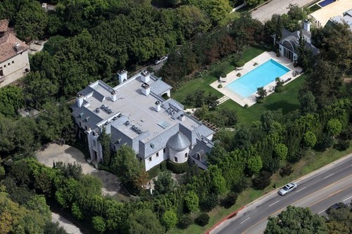  FILE PHOTO: The Beverly Hills Mansion Where Michael Jackson Died