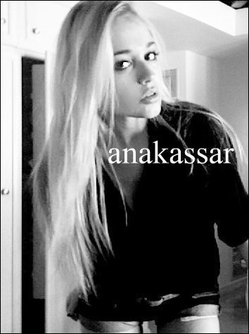  아나스타샤 Kassar