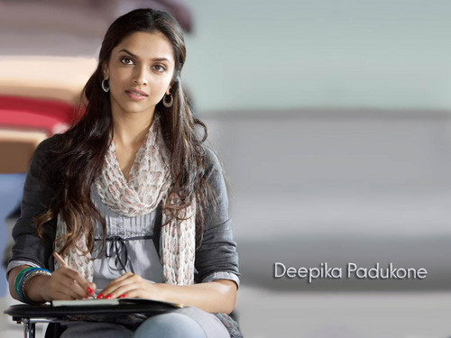  Deepika Padukone