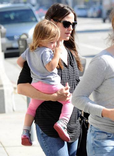  Jen going to the Dentist and With Seraphina!