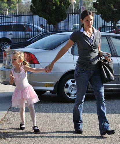  Jennifer Garner & ungu Affleck: Tutu Cute!
