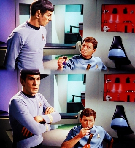  Spock and অস্থি