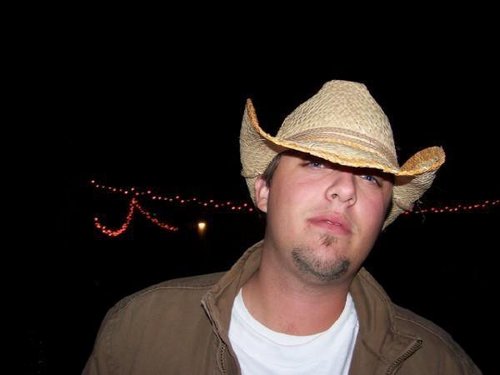My son Kyle looks just like Aldean