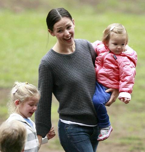  Jen out and about with the girls 10/16/10