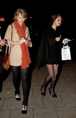  October 21-Out in Londra with Taylor veloce, swift