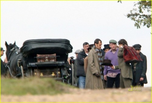  On Set: Sherlock Holmes 2