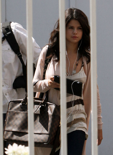  Selena Gomez Candids 2010