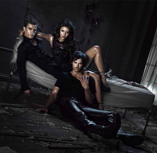  The Vampire Diaries - 3 in a ベッド - Promotional 写真 (Textless)