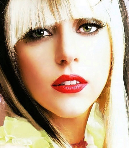  Lady Gaga.......♥