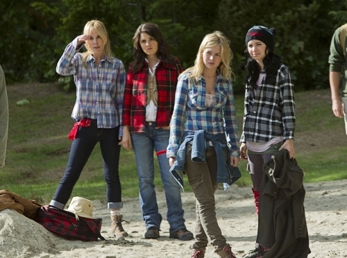  Life Unexpected - Episode 2.07 - Camp Grounded - Promotional mga litrato