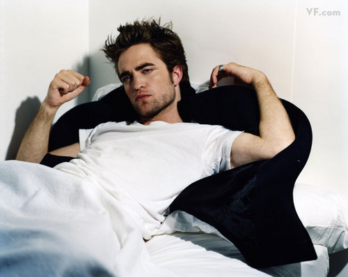 Robert Pattinson- vanity fair photoshoot