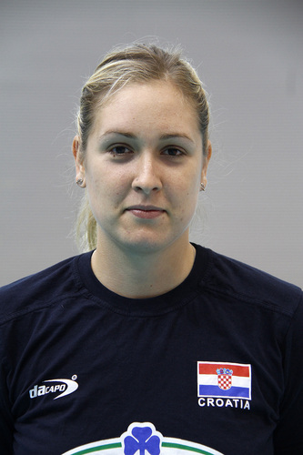  Ana Grbać