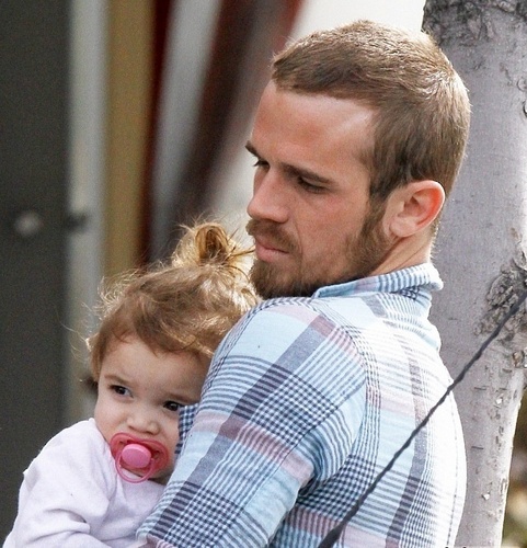  Cam Gigandet and his family 25/10/1910