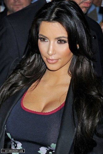  Kim Kardashian Fragrance Launch in Macy's 10/27/10