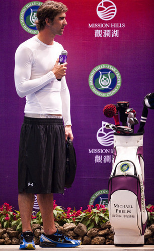  M. Phelps at Mission Hills bintang Trophy